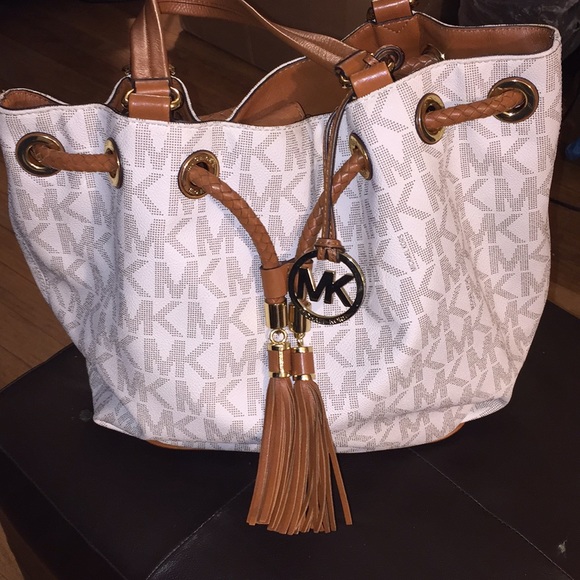 Michael Kors Purse - Picture 5 of 5